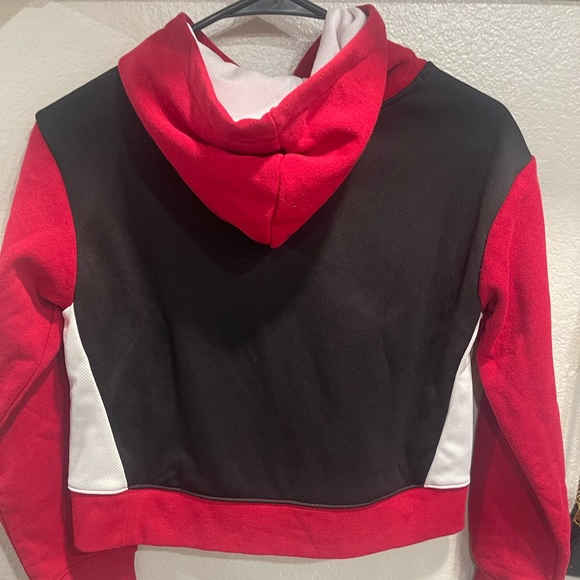 Girls Jordan Hoodie NWT - Picture 3 of 3